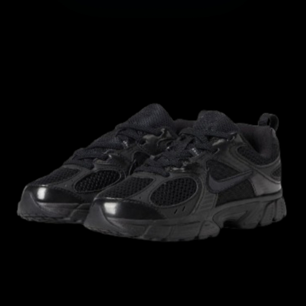 Nike V5 RNR Running Kids Size 3Y Black Anthracite
